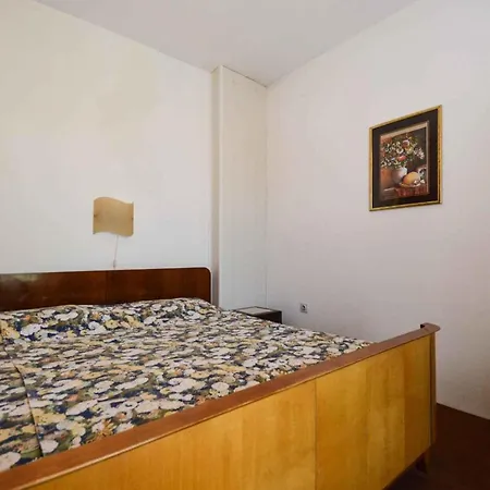 In Pula/istrien 27825 Appartement *